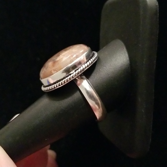 Round Brown Jasper Ring Twisted Rope Border - Picture 3 of 6